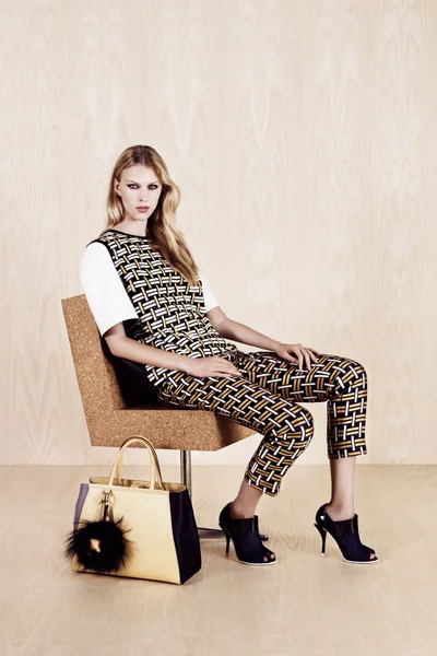 Look 3